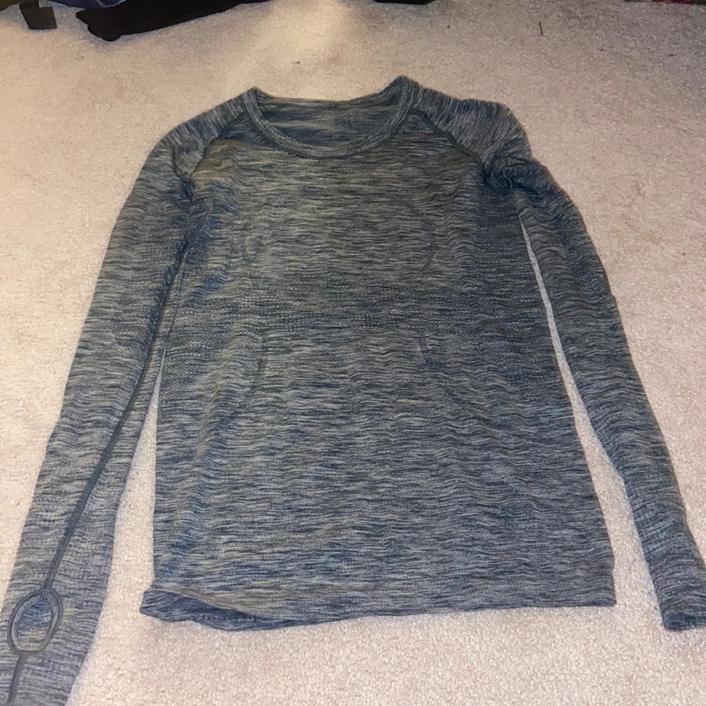 dark greenish lululemon swiftly tech long sleeve